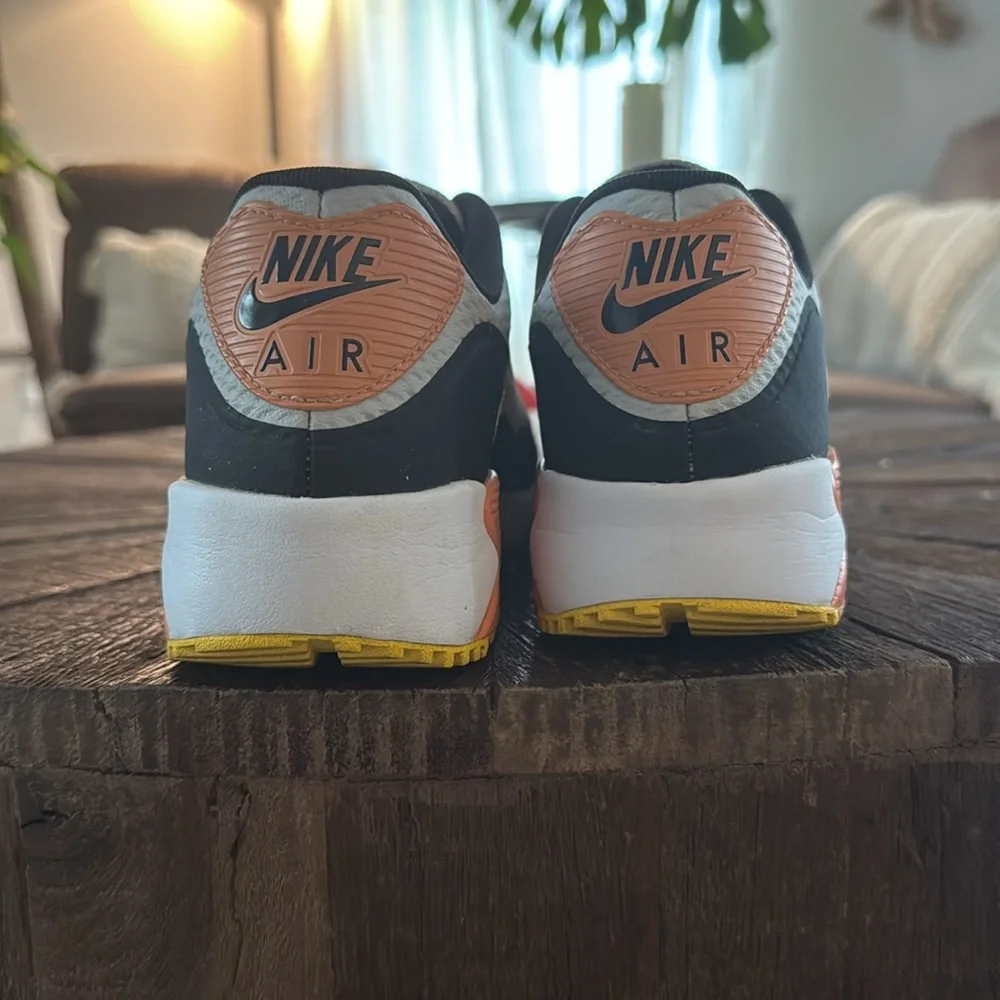 Nike Air Max 90 Orange Smoke Gray Golf Sneaker CU9978-012 - Picture 4 of 9